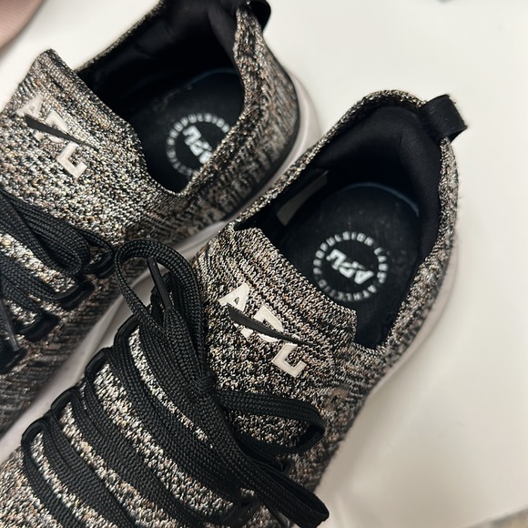 APL Techloom Breeze Sparkly Black and Gold women’s Sz 9 - Picture 2 of 12